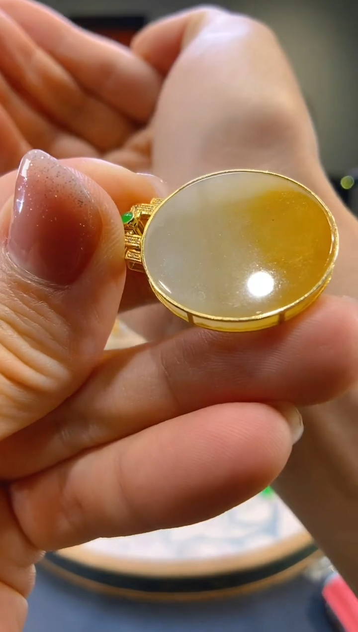 【闪购商品】翡翠18K金镶嵌吊坠(不含链)无事牌