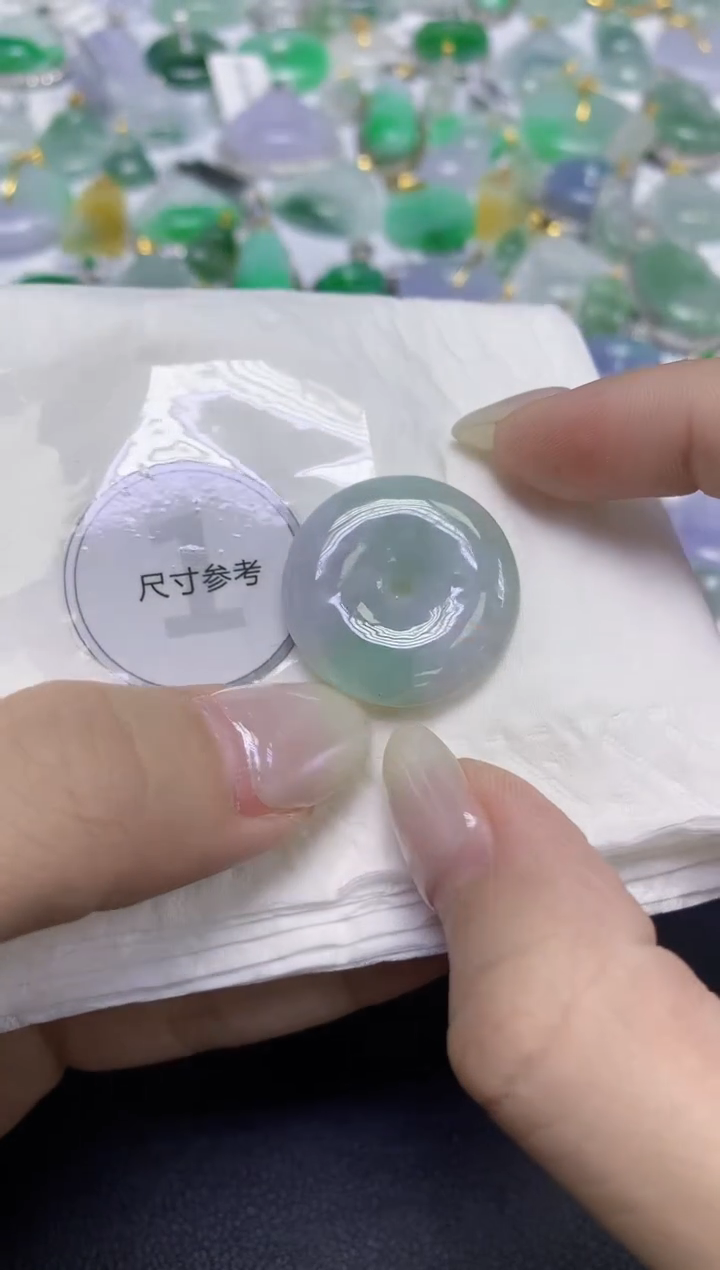 颈饰未镶嵌翡翠天然缅甸翡翠A货百元以上9元证书费自理