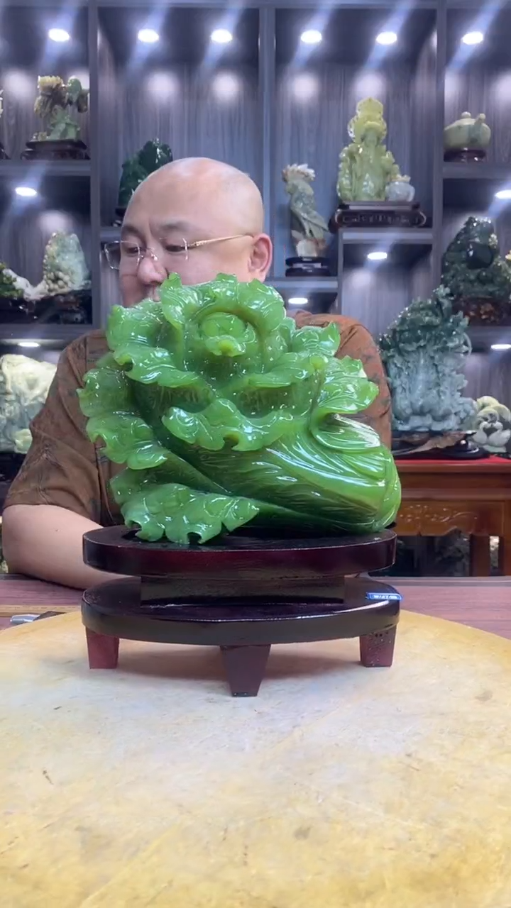 玉老***店玉岫岩料手工雕刻摆件居家装饰送礼一物一图