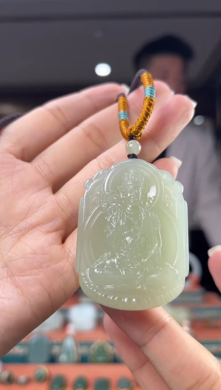 颈饰未镶嵌和田玉佩佩马