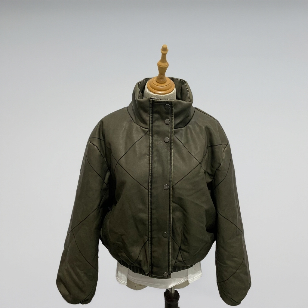 Q2  时尚休闲短款外套