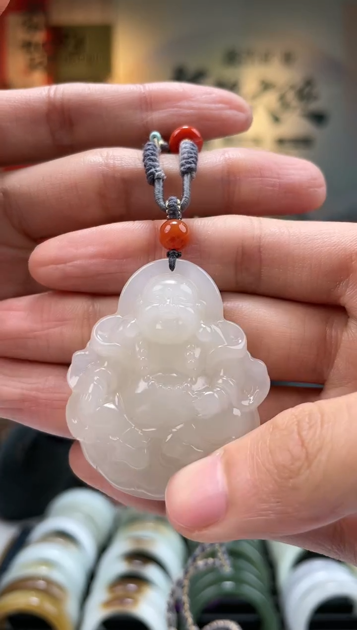 【闪购商品】和田玉颈饰未镶嵌佛公挂件一件