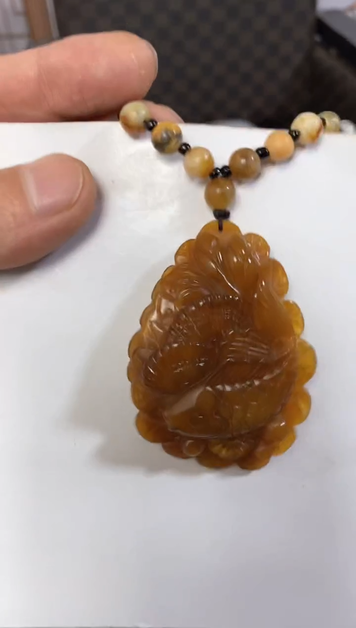 【闪购商品】蛇纹石玉颈饰未镶嵌岫玉