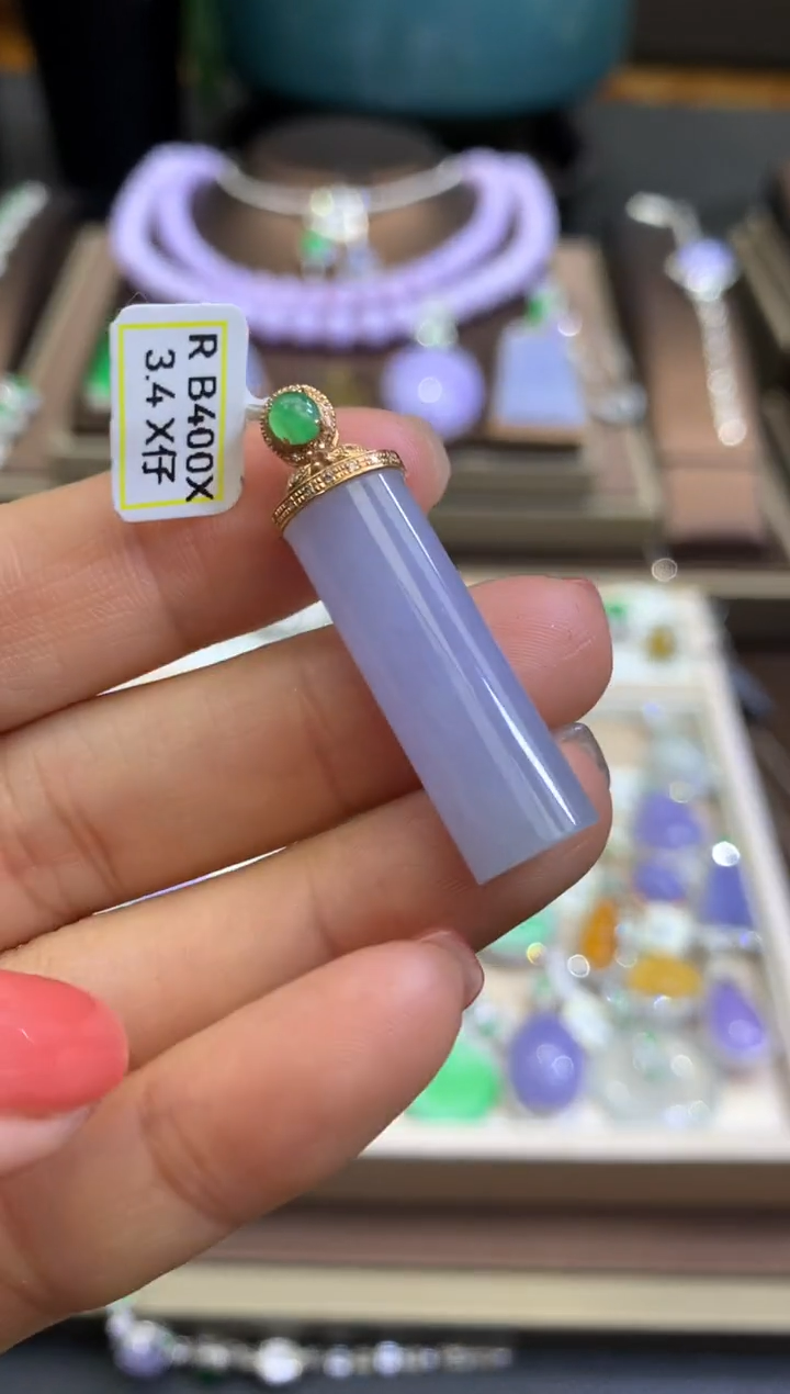 【闪购商品】翡翠挂件18K金镶嵌翡翠A货