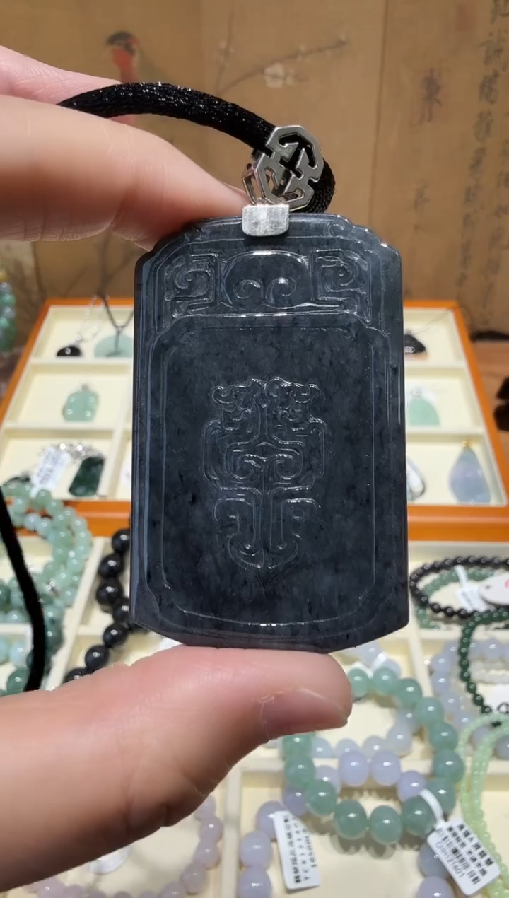 银S925镶嵌挂件翡翠A货翡翠多样性乌鸡无事牌一件