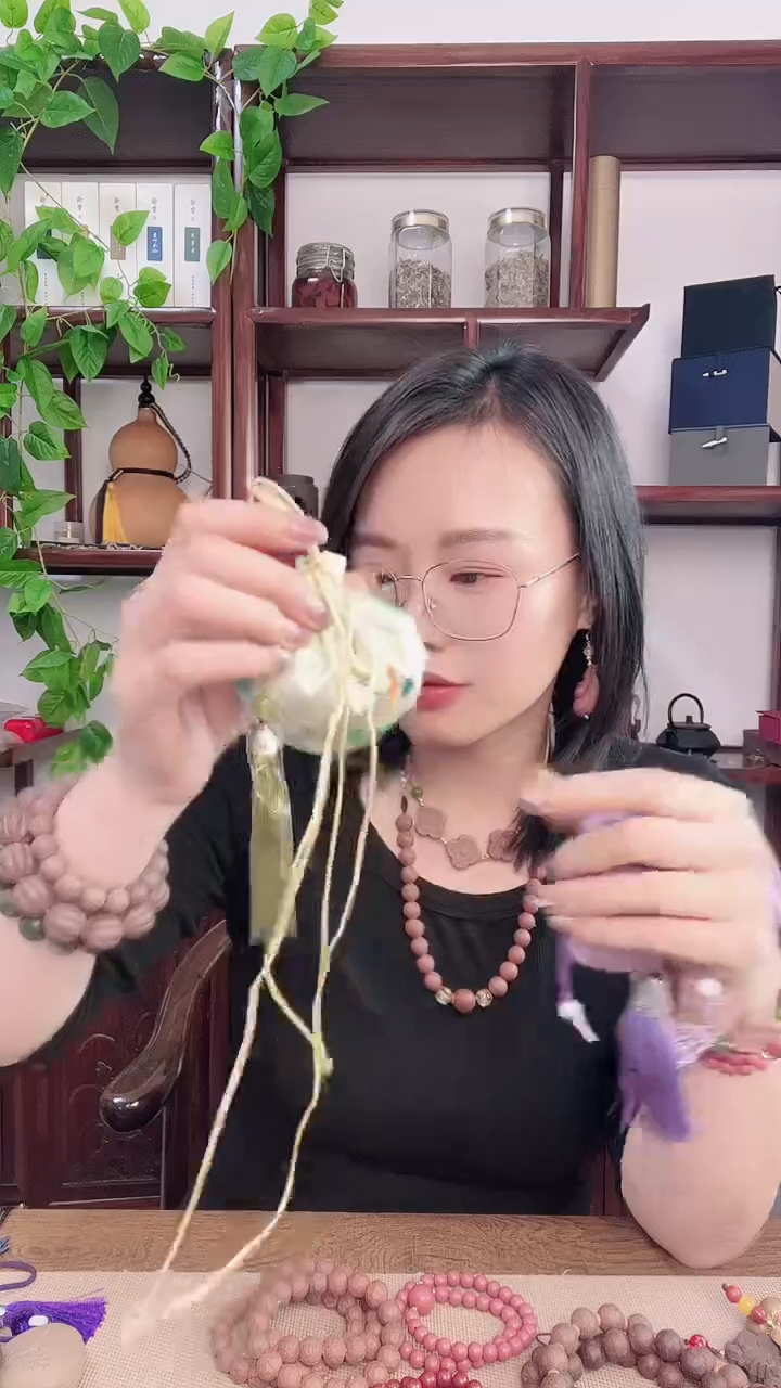 疏肝解郁香方的香囊