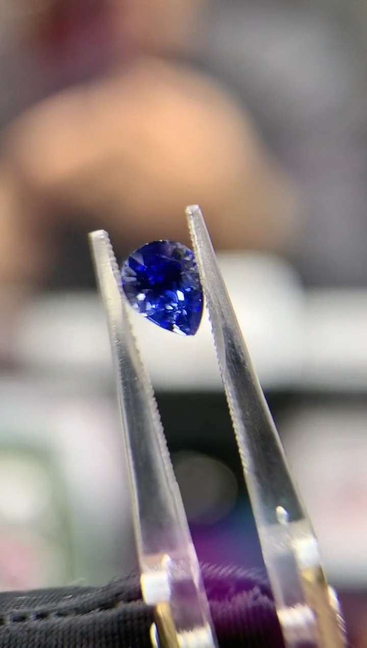 【闪购商品】蓝宝石裸石未镶嵌1.18ctT CGTL