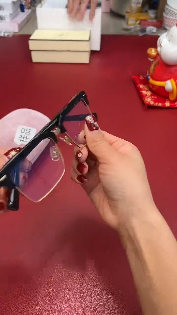 摆件瓷器放漏，快来抢啊！YF515