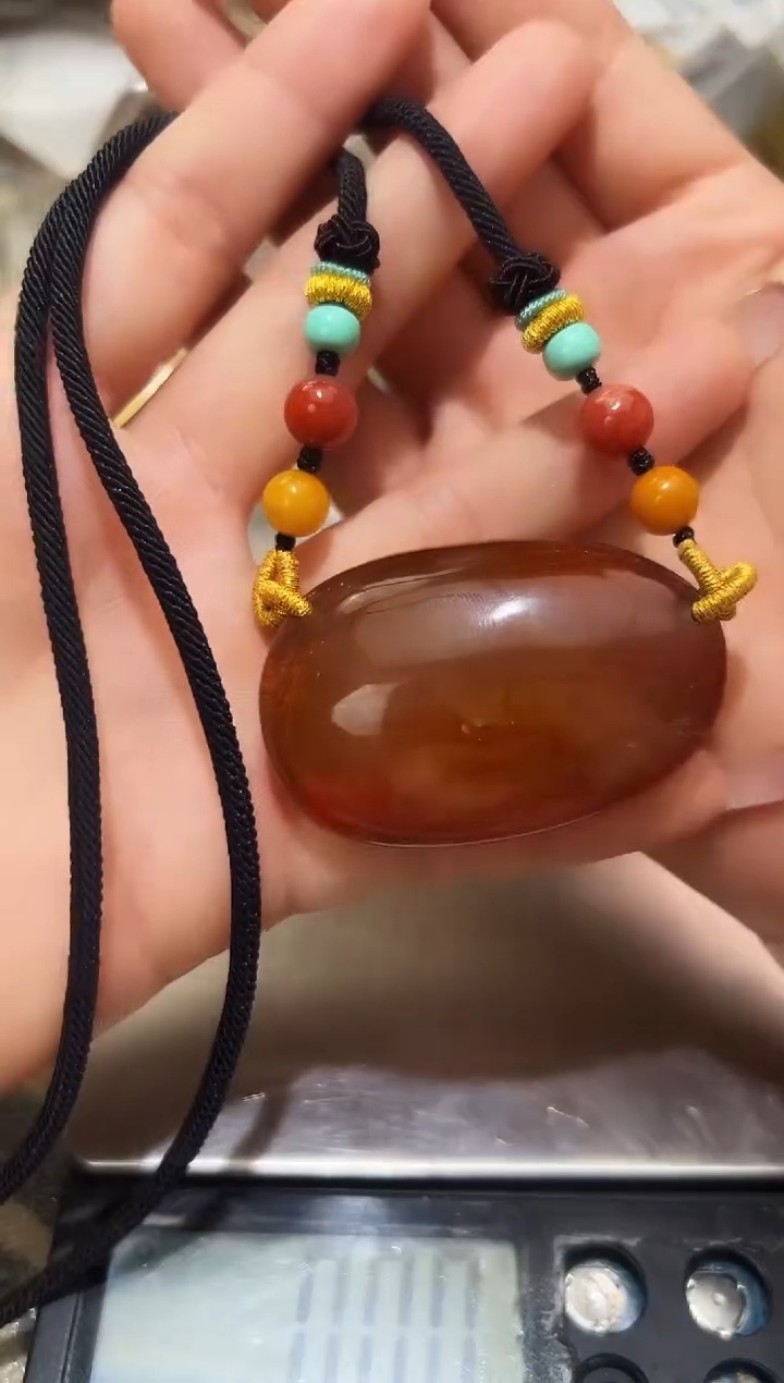 未镶嵌琥珀裸石蜜蜡吊坠
