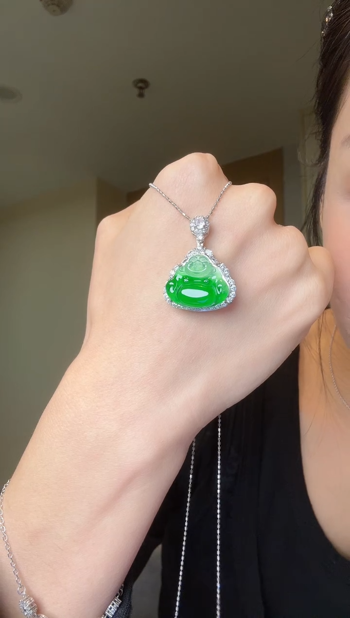 【闪购商品】翡翠吊坠(不含链)银S925镶嵌天然翡翠吊坠