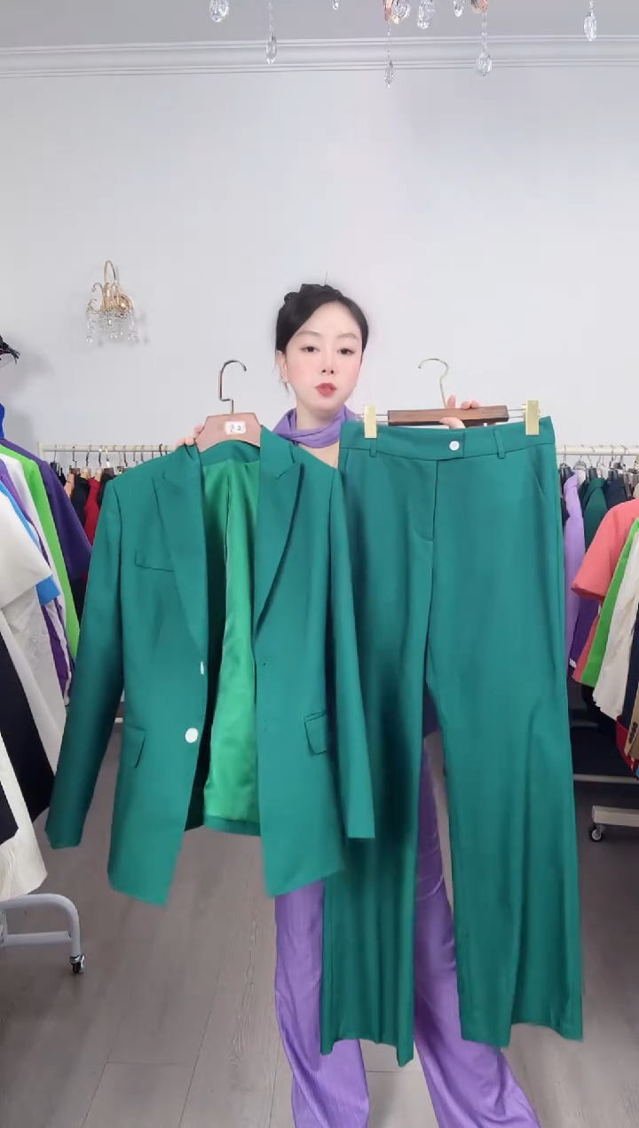 M码喇叭裤套装（默认微瑕、不退不换）