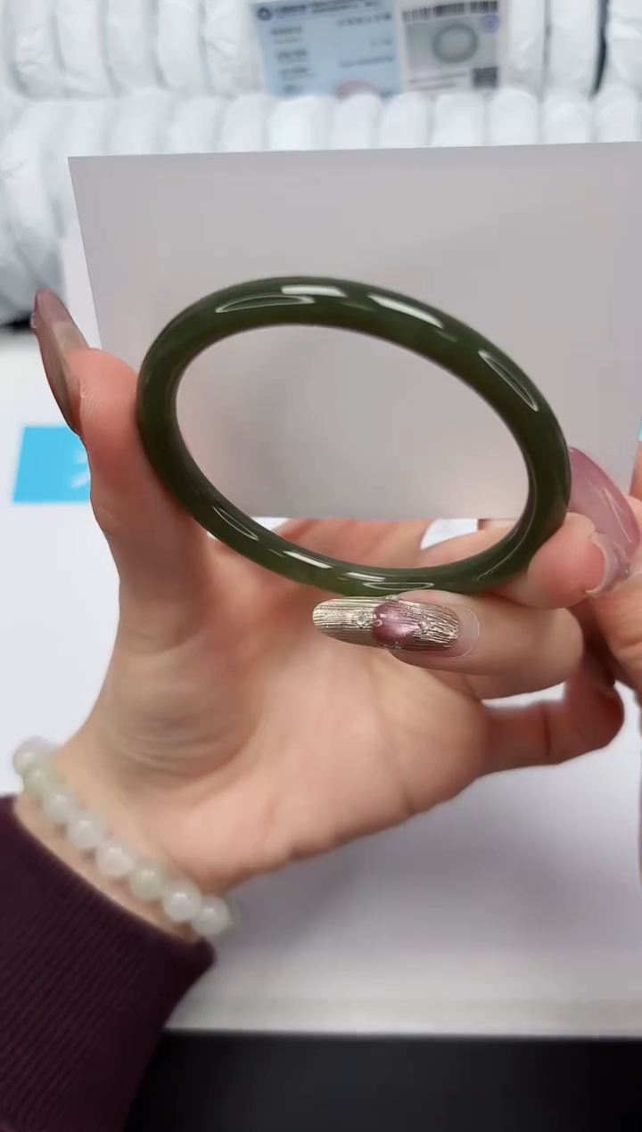 【闪购商品】和田玉手镯未镶嵌141-60.1