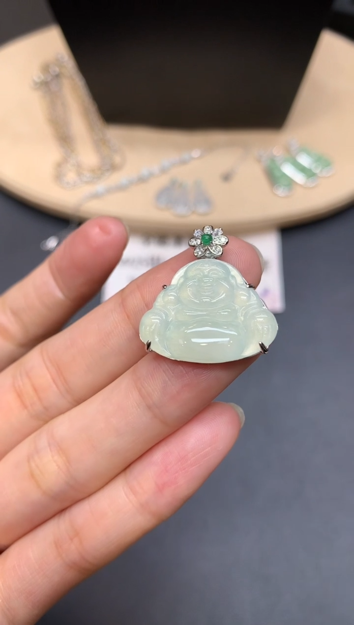 【闪购商品】翡翠吊坠(不含链)银S925镶嵌佛公【多样性发其一】