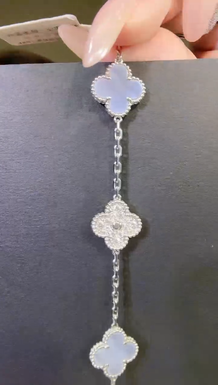 18K金镶嵌手链钻石紫色手链