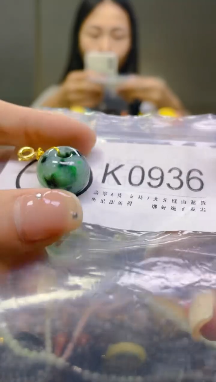 翡翠未镶嵌颈饰/K/翡翠A货一图一物