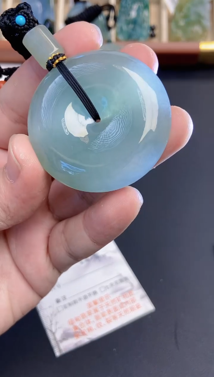 吊坠(不含链)未镶嵌翡翠缅甸天然A货翡翠