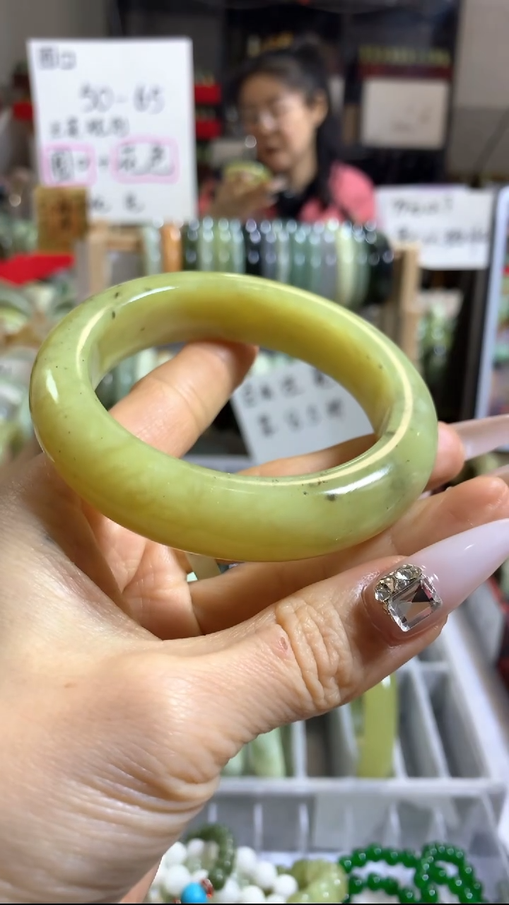 未镶嵌岫玉手镯35 58+