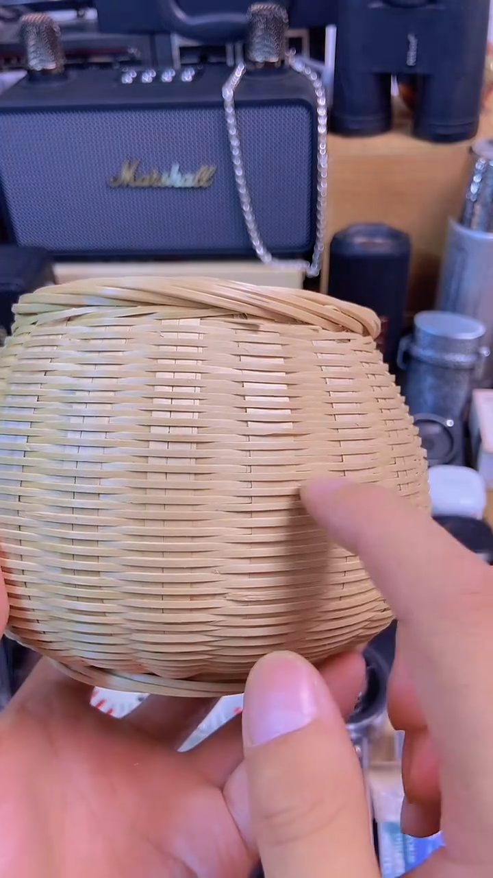 瓷片闪购商品，如图所示