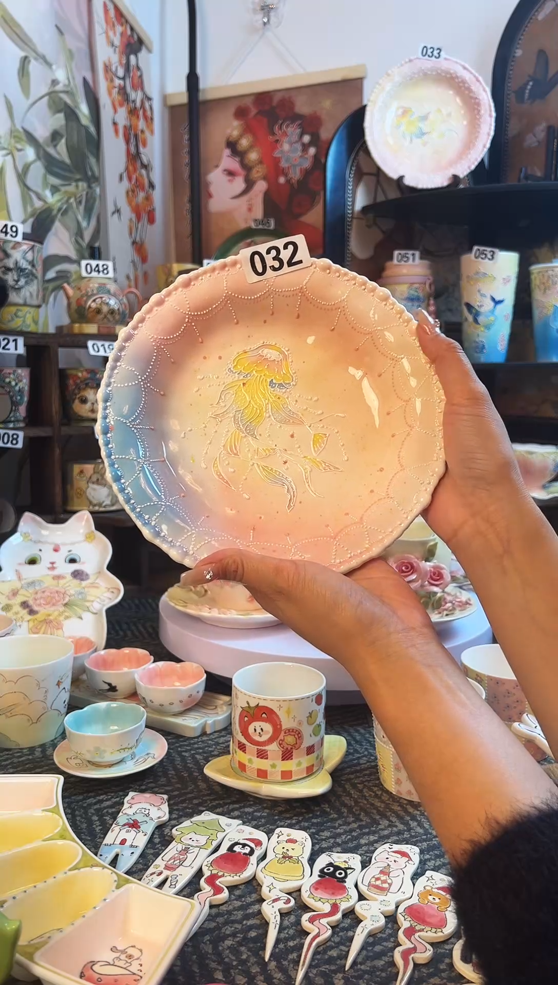 景德镇设计款手绘杯杯