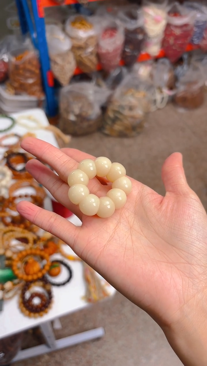 吊坠菩提根/象牙果K10   K10