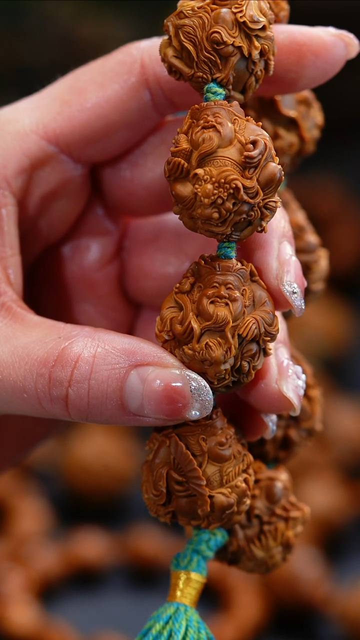 【闪购商品】橄榄核吊坠橄榄核