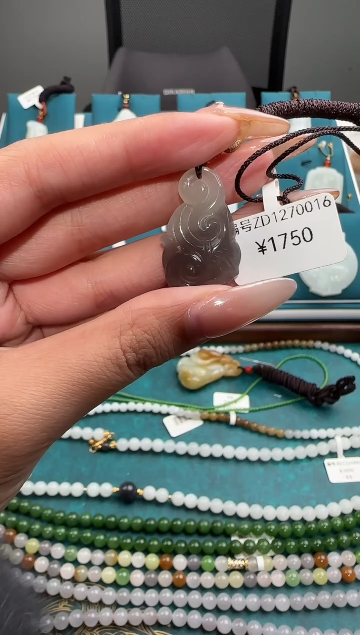 颈饰未镶嵌和田玉ZD