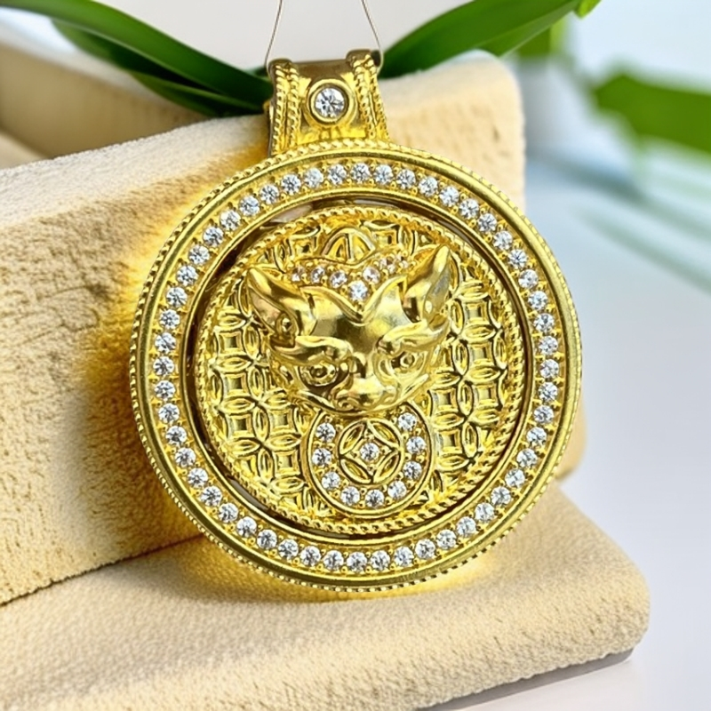 足金镶嵌5D吊坠 醒狮兽钱币款 可旋转 时尚百搭款