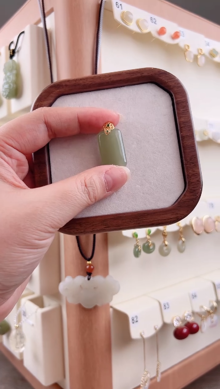 【闪购商品】和田玉吊坠(不含链)未镶嵌7