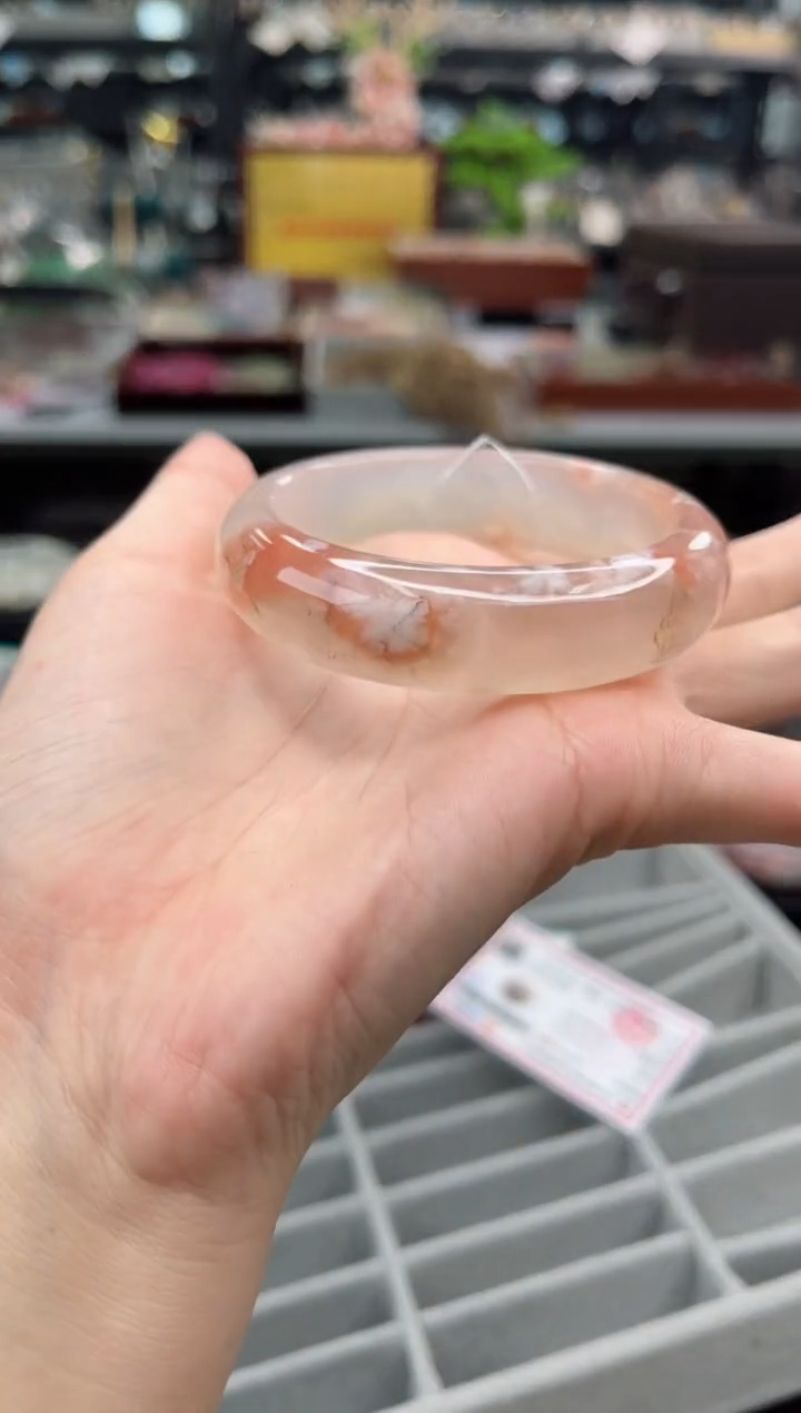 【闪购商品】石英质玉手镯未镶嵌55圈口616163