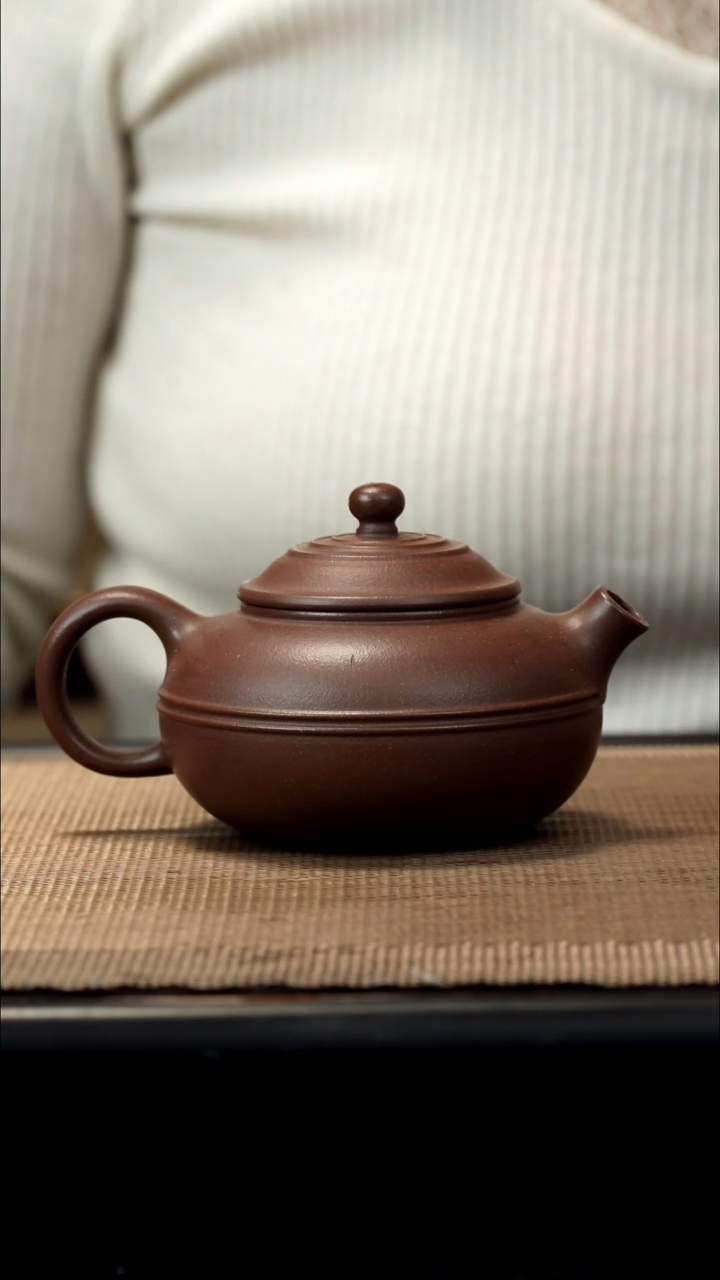 紫砂茶盏紫泥腰线巨轮150CC