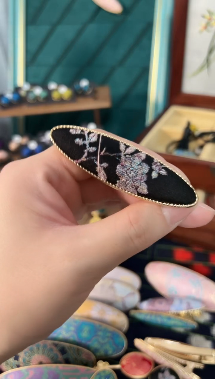 【闪购商品】【一物一拍初五发】黑彩芙蓉锦鸡大柳叶发夹