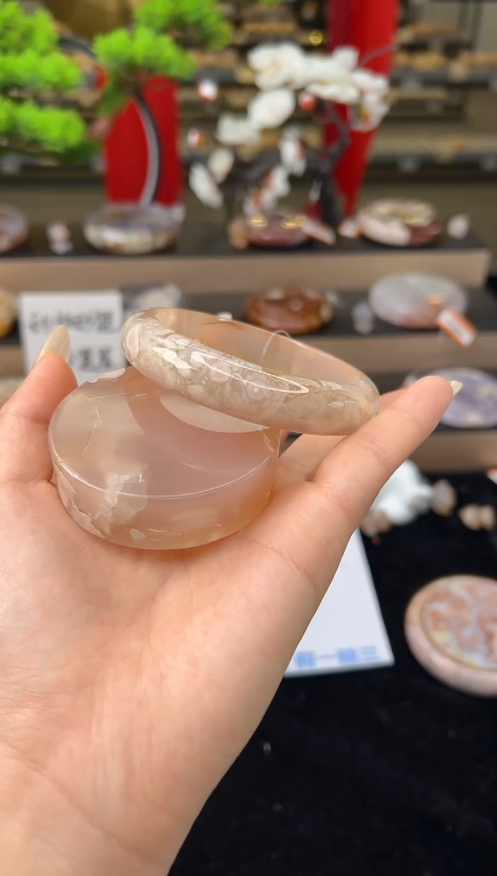 【闪购商品】石英质玉手镯未镶嵌61圈口（赠送镯心）23364