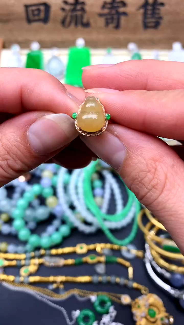 【闪购商品】翡翠戒指18K金镶嵌197-中国好珍宝