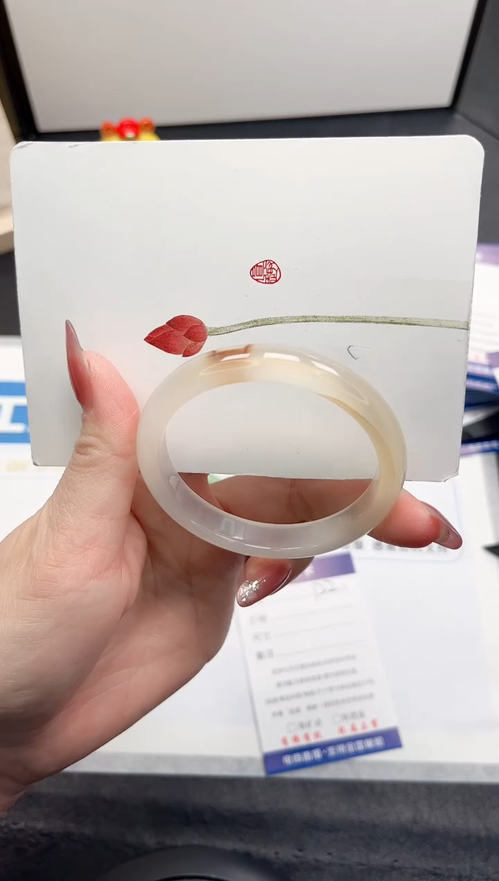 【闪购商品】石英质玉手镯未镶嵌122-54