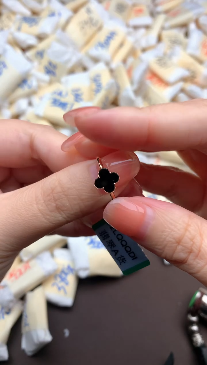 【闪购商品】翡翠戒指18K金镶嵌      一   