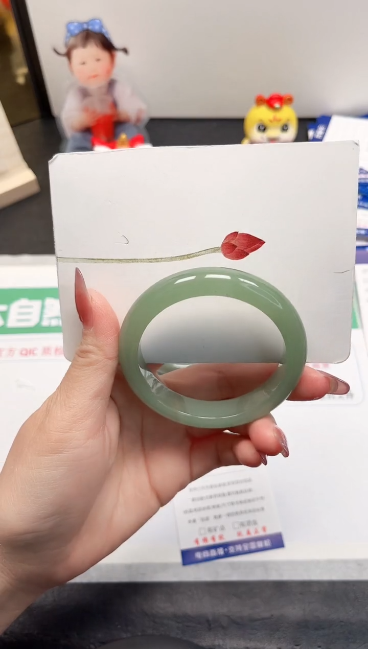 【闪购商品】石英质玉手镯未镶嵌296-56