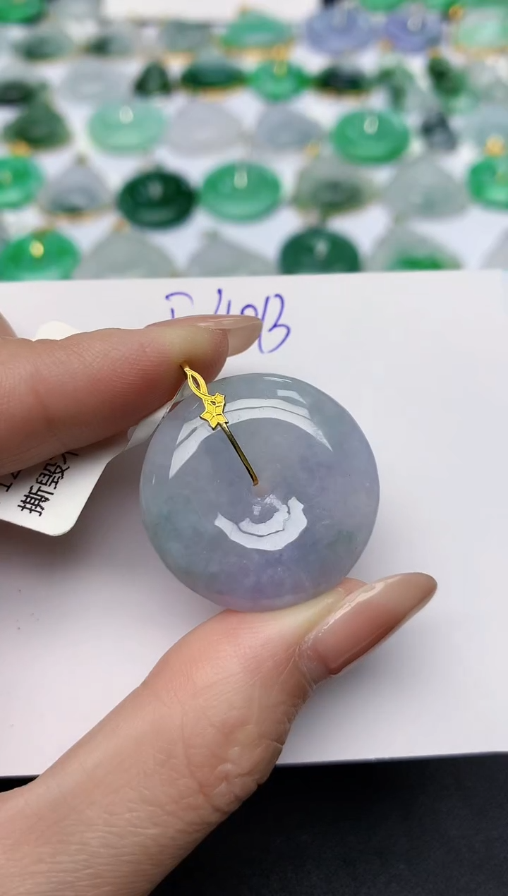 颈饰18K金镶嵌翡翠 天然缅甸A货翡翠百元以上9元证书费自理