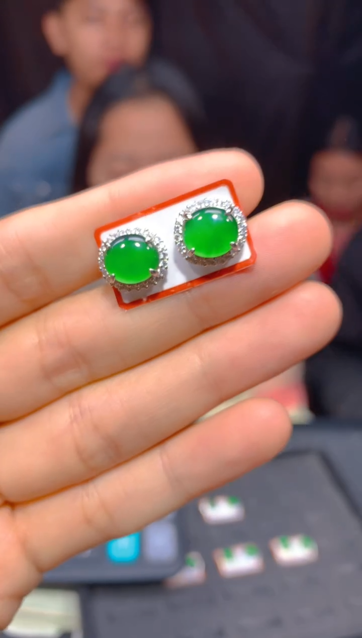 【闪购商品】定制翡翠未镶嵌24多样性发货（发其一）