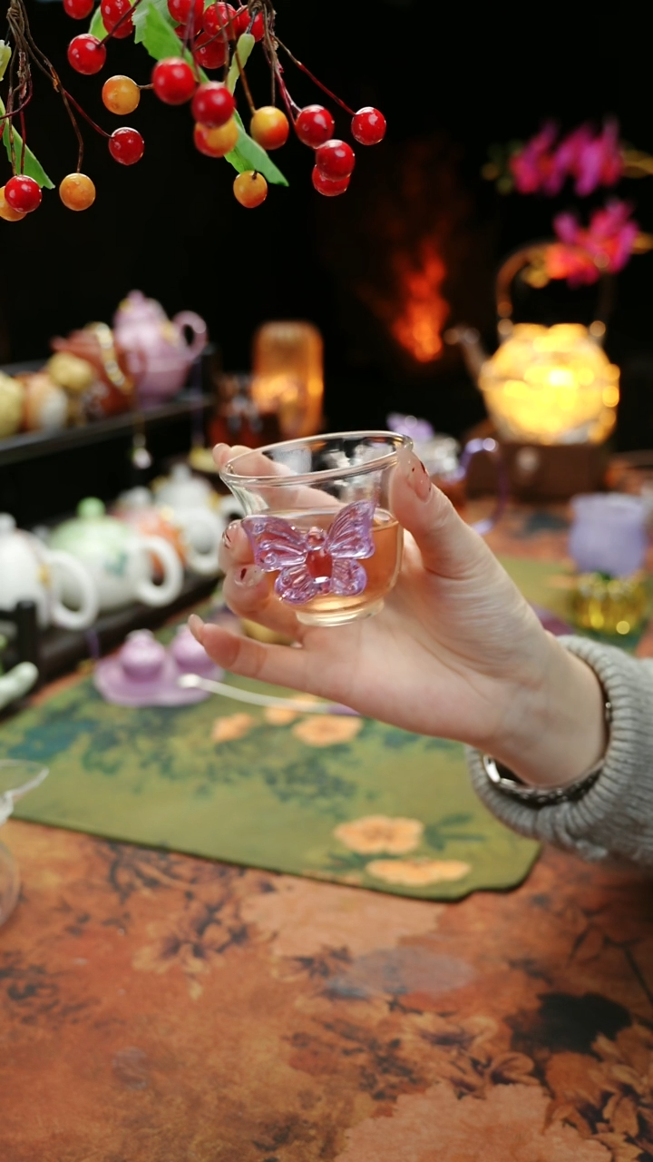 【闪购商品】紫色蝴蝶品茗杯60cc@@@@