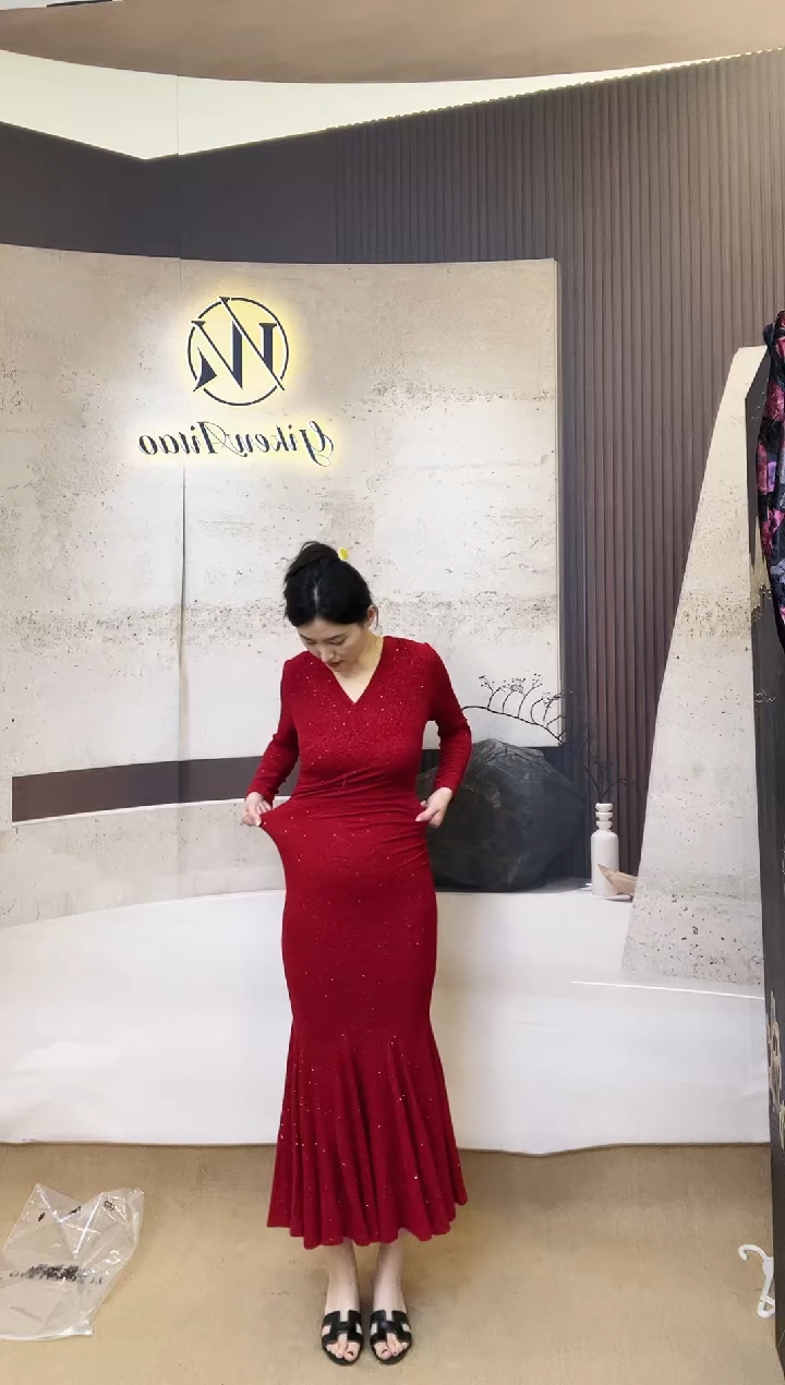 红色鱼尾裙-备注尺码