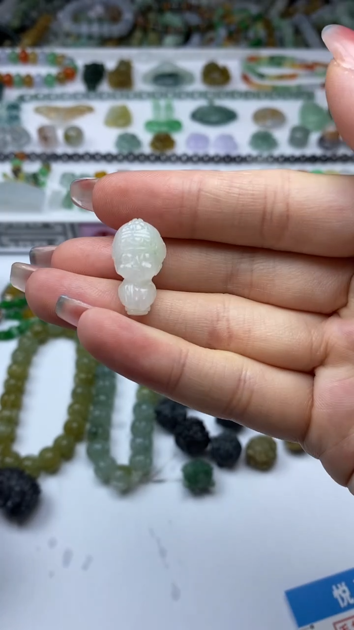 未镶嵌定制翡翠毛货定制不退不换