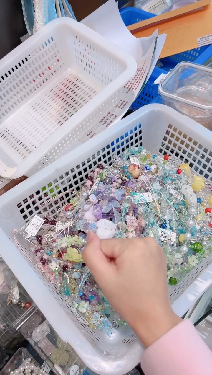 非金属仿水晶手机链随缘