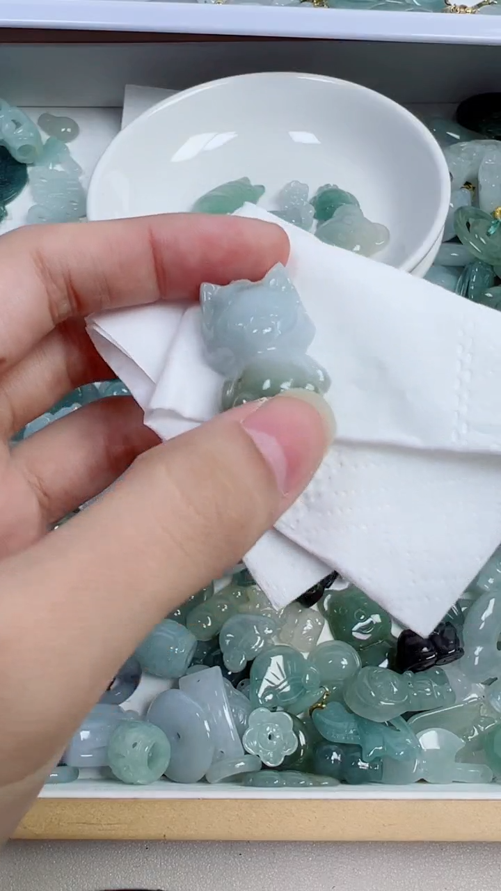 散珠翡翠202号链接，A货翡翠