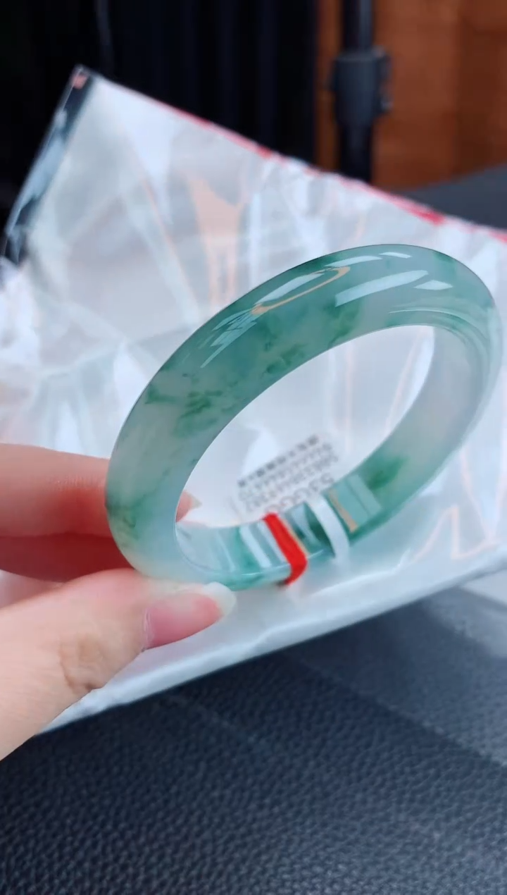 【闪购商品】翡翠手镯未镶嵌缅甸天然翡翠A货手镯