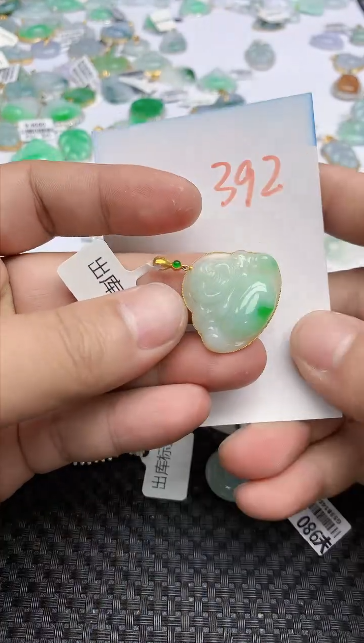 【闪购商品】翡翠颈饰18K金镶嵌天然翡翠A货