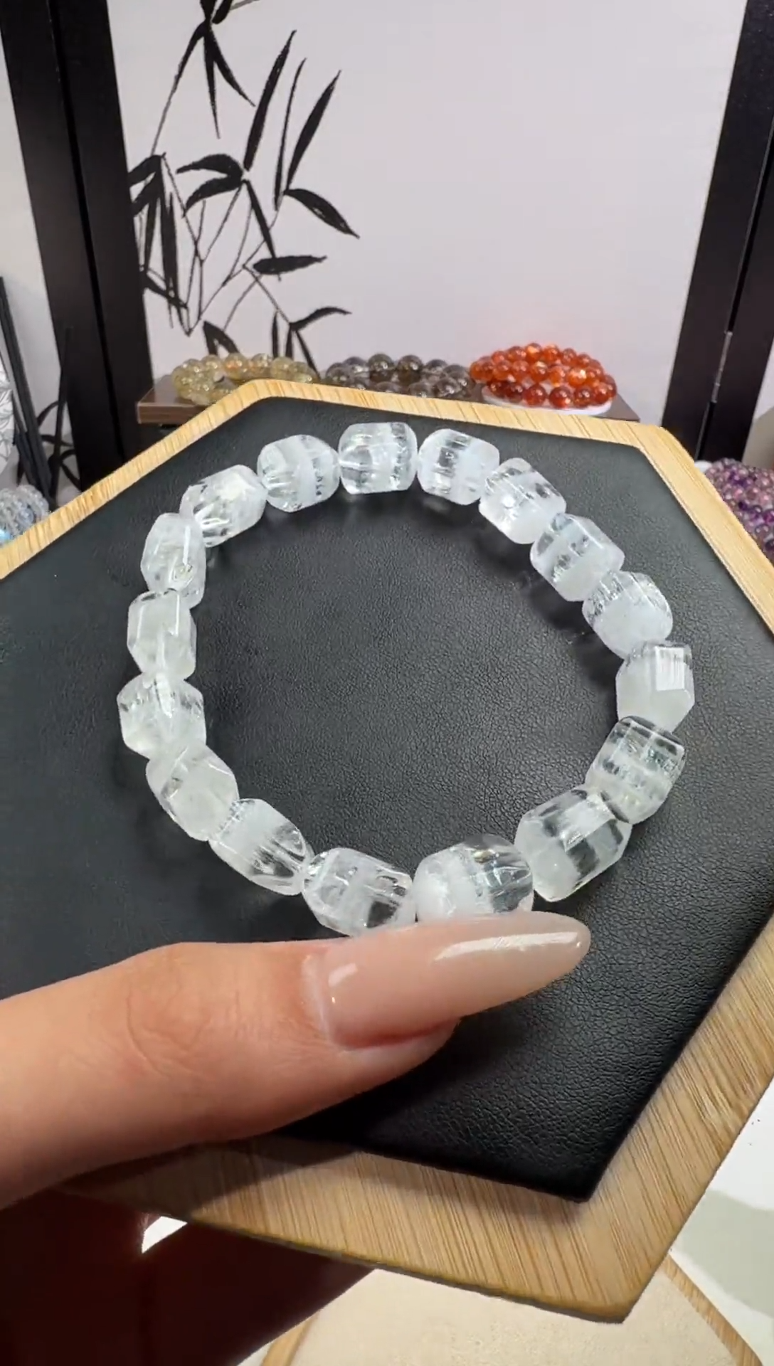 水晶摆件未镶嵌异形白幽灵手串