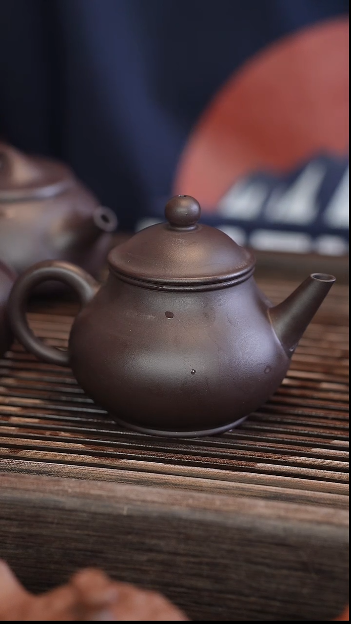 茶壶紫砂芭乐水平 蓝莲花 半手工 180cc