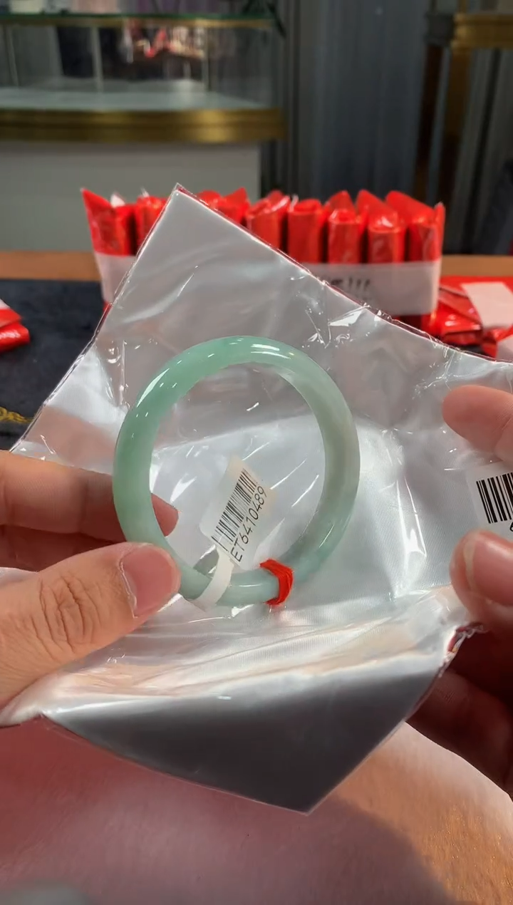 未镶嵌定制翡翠5073毛货不退不换58-59圈