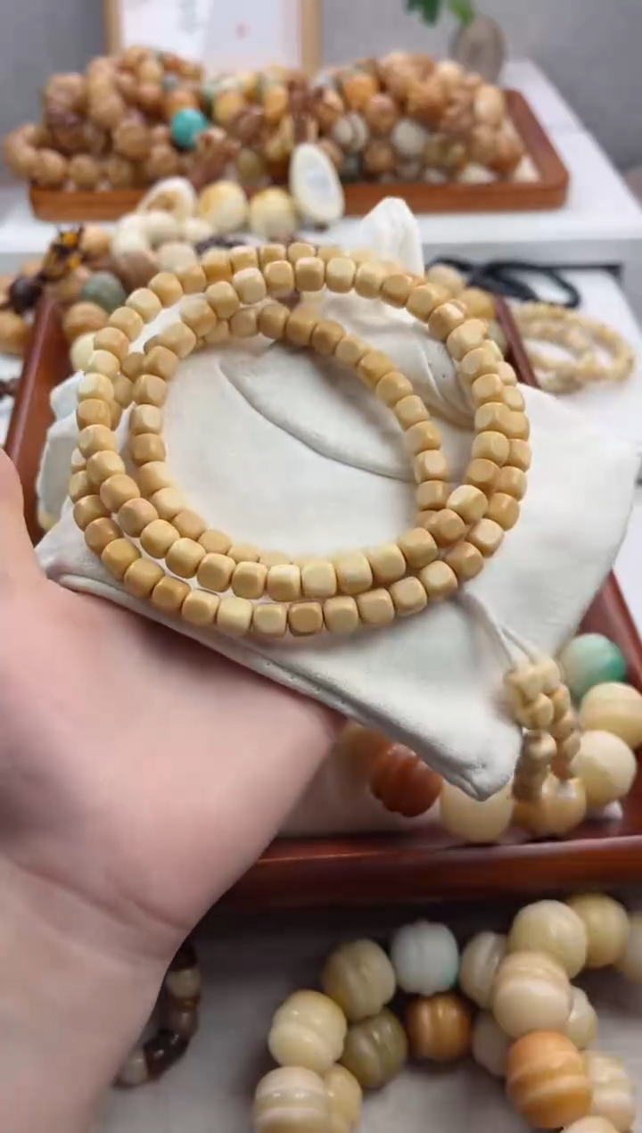 【闪购商品】菩提根/象牙果手串白玉菩提阿尔卑斯方糖7*9mm念珠