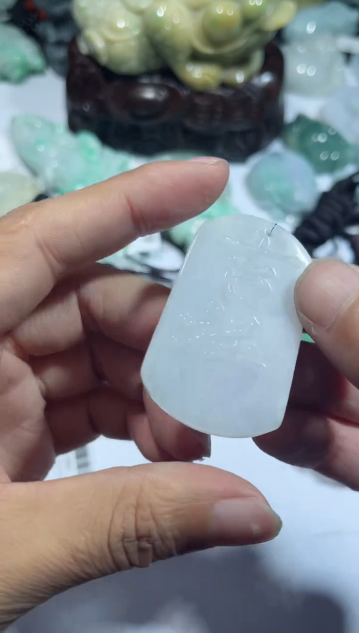 【闪购商品】翡翠颈饰未镶嵌00010440